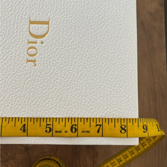 Dior White empty Box with Gold Ribbon - Picture 9 of 10